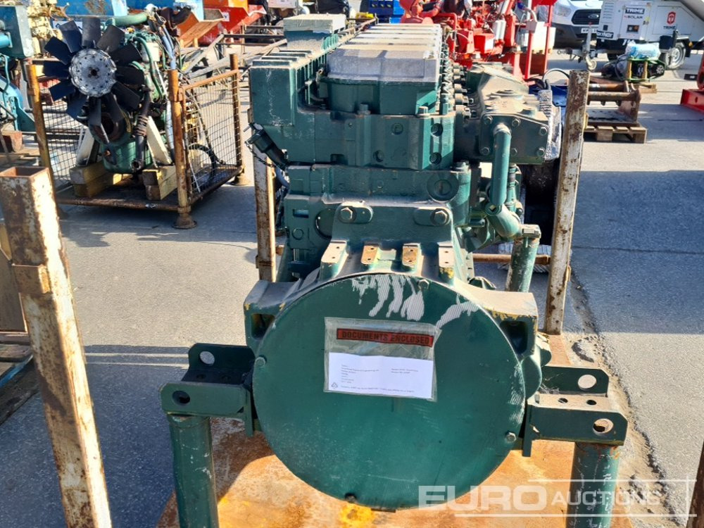 Komatsu 6 Cylinder Engine - Engine: picture 4 Komatsu 6 Cylinder Engine - Engine: picture 4
