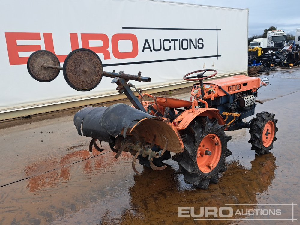 Kubota B6000 - Compact tractor: picture 5 Kubota B6000 - Compact tractor: picture 5