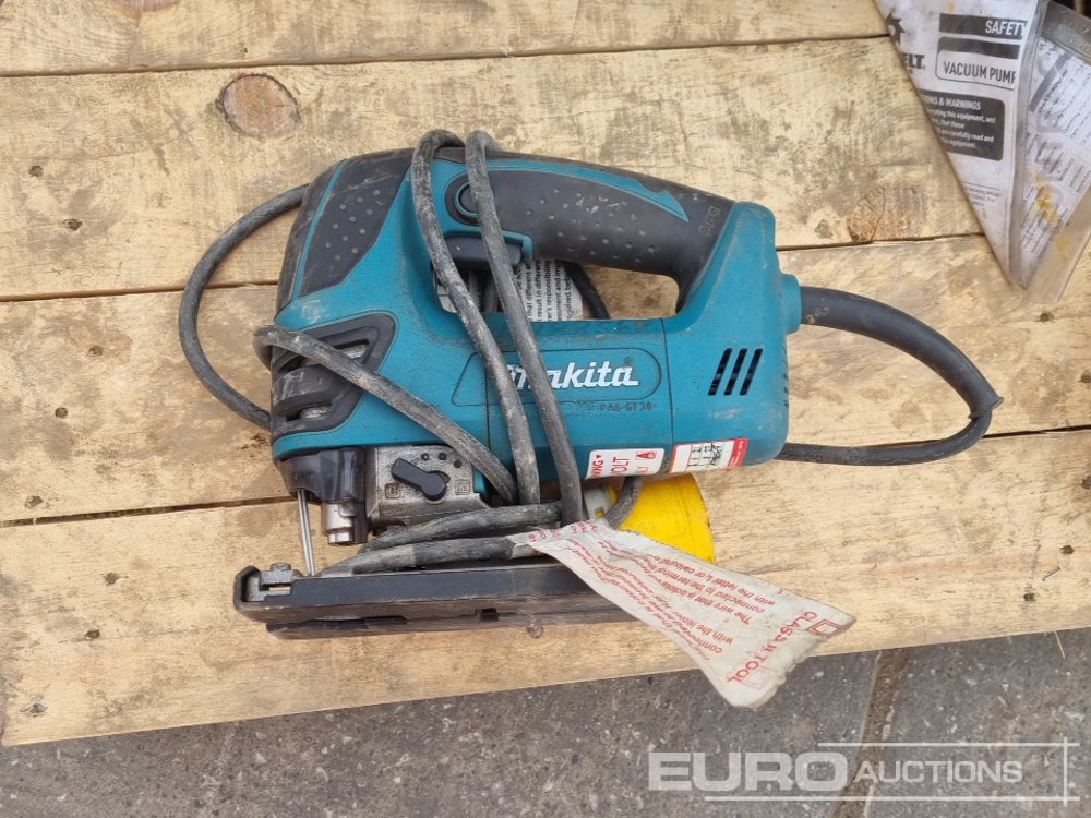 Construction equipment Makita 110Volt Drill, 110Volt Die Grinder, 110Volt 9" Grinder, 110Volt Rip Saw, 110Volt Jig Saw, Petrol Chainsaw Body, Hilti Battery Metal Construction Driver, Hilti 110 Volt Hammer Drill, Hilti Batte: picture 6