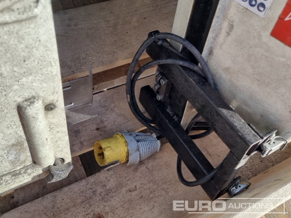 Construction equipment Master 100 Volt Space Heater, 110 Volt Mobile Band Saw: picture 11