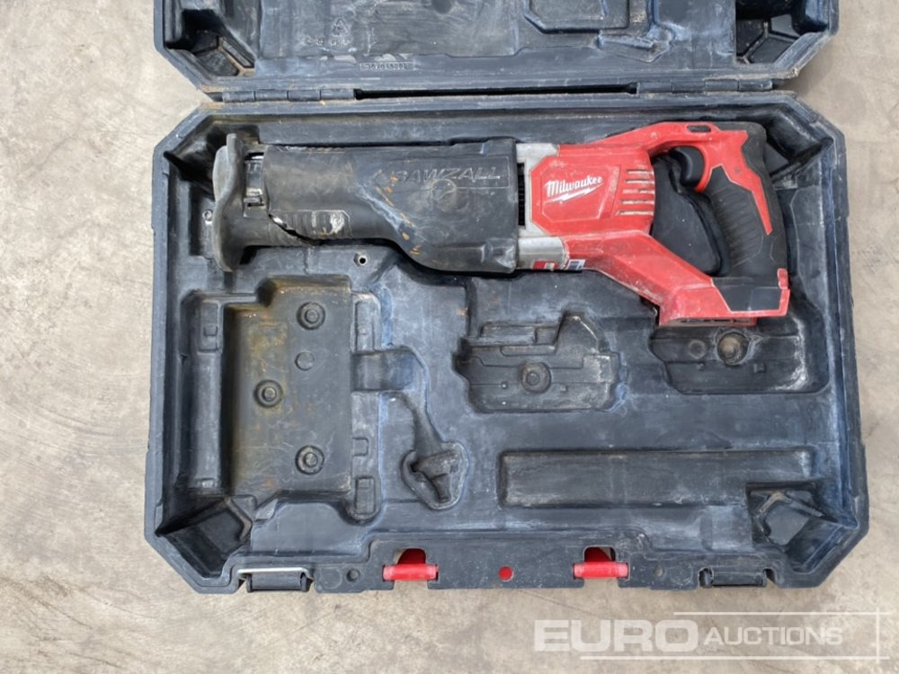 Milwaukee M18 18 Volt Recip Saw (Body & Case Only) - Construction equipment: picture 5 Milwaukee M18 18 Volt Recip Saw (Body & Case Only) - Construction equipment: picture 5