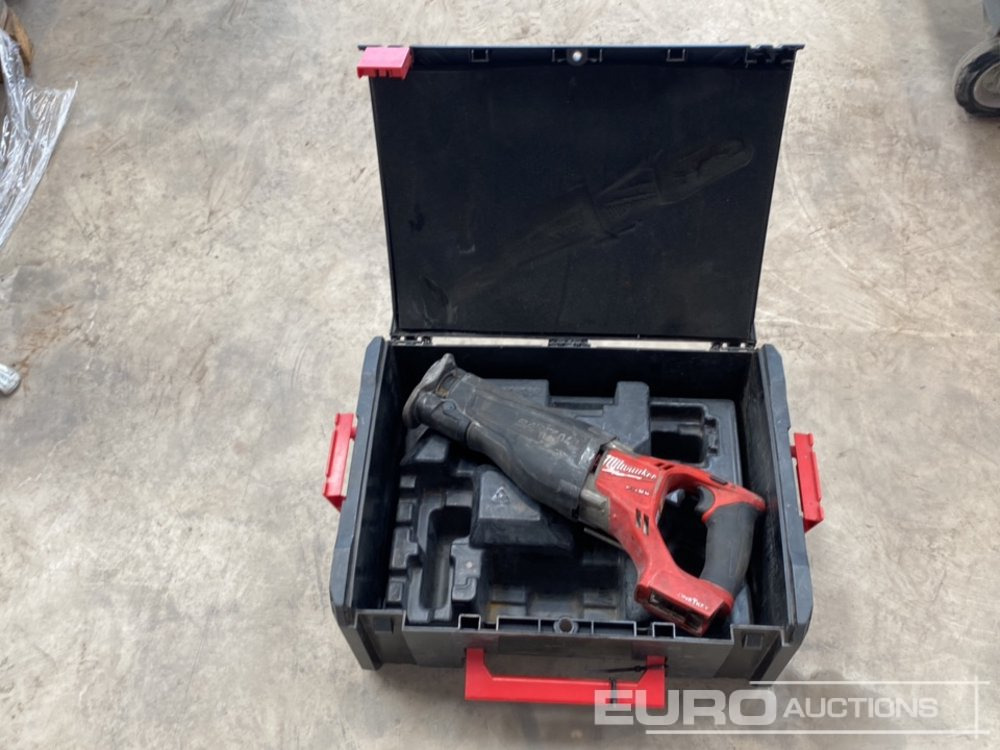 Milwaukee M18 ONESX 18 Volt Recip Saw (Body & Case Only) - Construction equipment: picture 2 Milwaukee M18 ONESX 18 Volt Recip Saw (Body & Case Only) - Construction equipment: picture 2