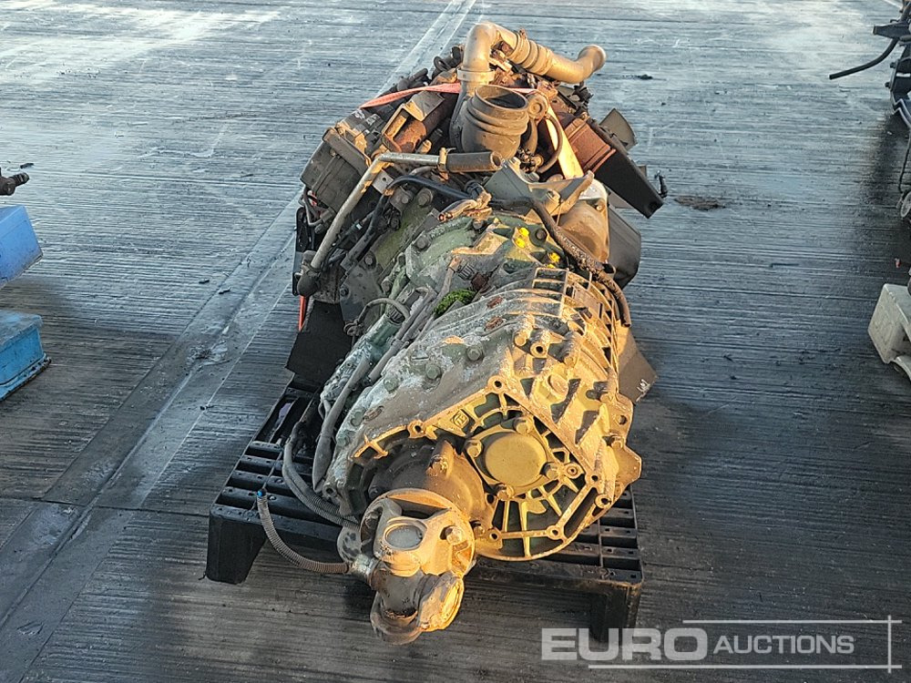 Paccar 6 Cylinder Engine, Gearbox - Engine: picture 4 Paccar 6 Cylinder Engine, Gearbox - Engine: picture 4