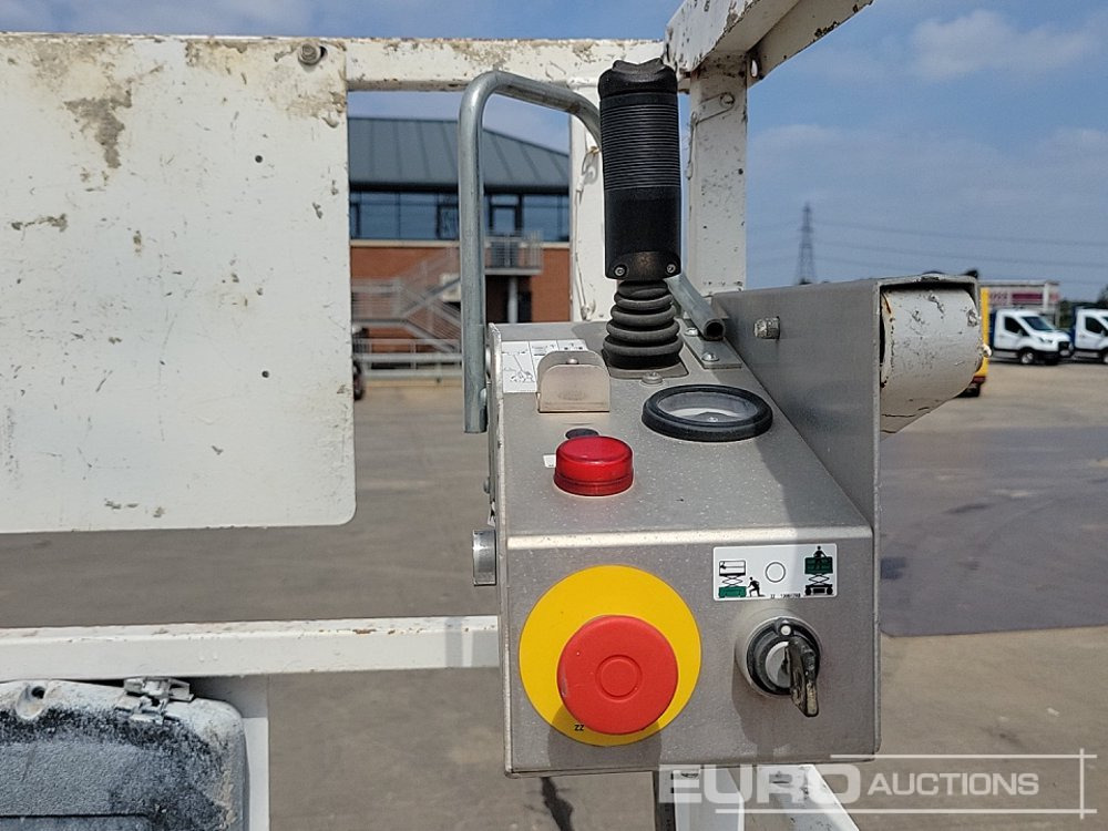 Aerial platform SkyJack SJ3219: picture 24