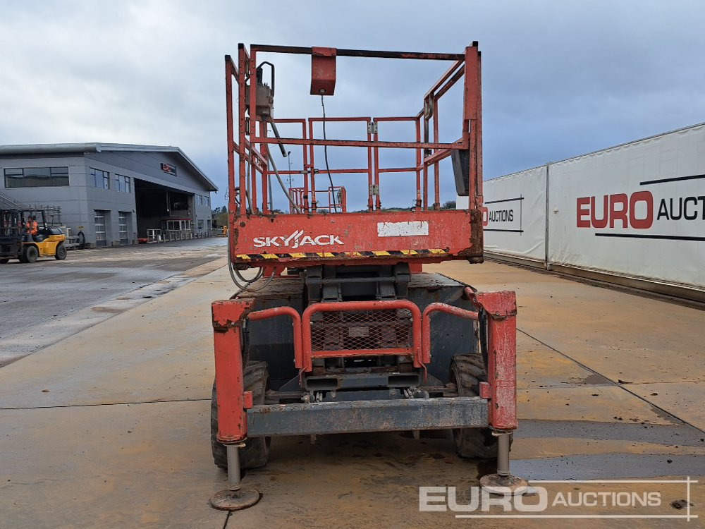 SkyJack SJ6832RT - Aerial platform: picture 4 SkyJack SJ6832RT - Aerial platform: picture 4