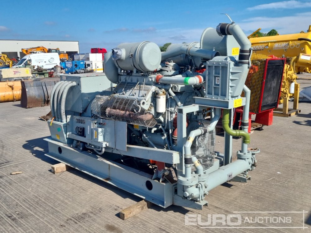 Stamford 288kVA Skid Mounted Generator, Rolls-Royce V8 Engine - Generator set: picture 3 Stamford 288kVA Skid Mounted Generator, Rolls-Royce V8 Engine - Generator set: picture 3