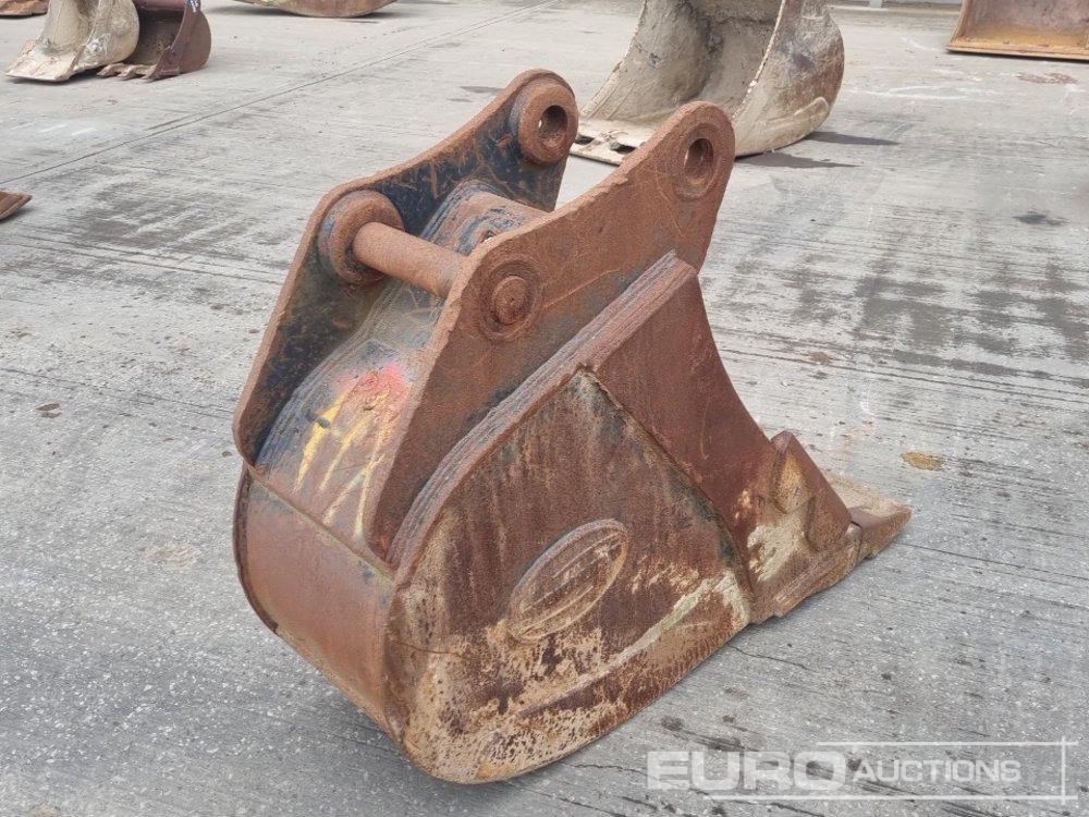Strickland 18" Digging Bucket 65mm Pin to suit 13 Ton Excavator - Bucket: picture 5 Strickland 18" Digging Bucket 65mm Pin to suit 13 Ton Excavator - Bucket: picture 5