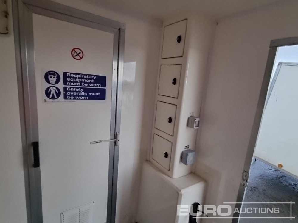 Plant trailer Thermac Single Axle Decontamination Unit, Self Contained, Gas Honda Generator Working Boiler: picture 27