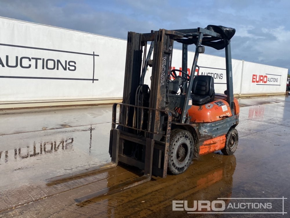 Toyota 02-6FD25 - Forklift: picture 1 Toyota 02-6FD25 - Forklift: picture 1