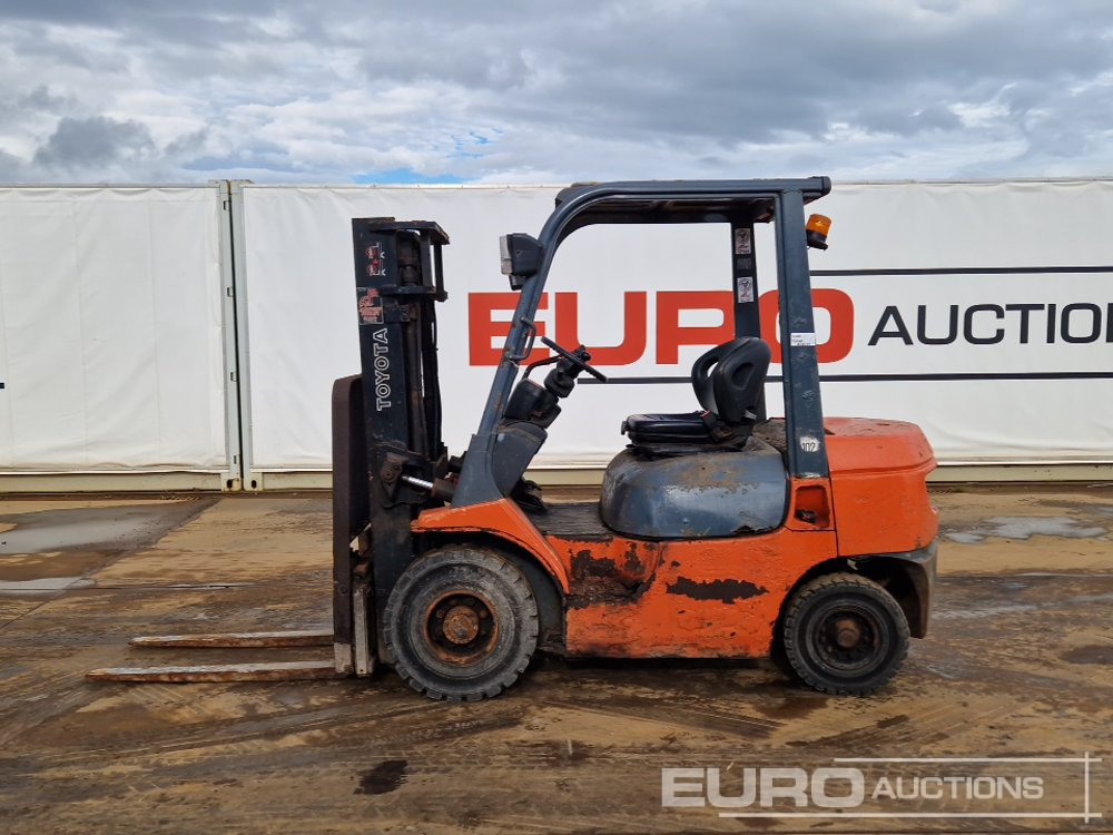 Toyota 7FDF25 - Forklift: picture 2 Toyota 7FDF25 - Forklift: picture 2