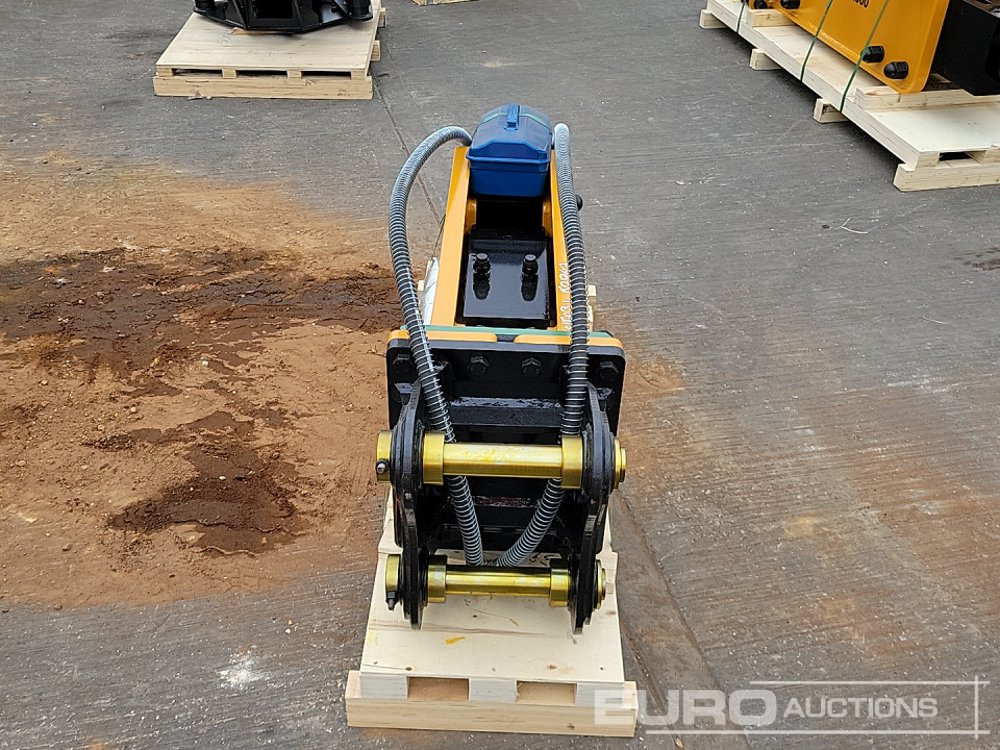 Unused 2024 KBKC 680 - Hydraulic hammer: picture 4 Unused 2024 KBKC 680 - Hydraulic hammer: picture 4