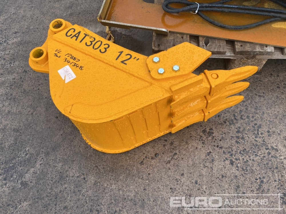 Unused 2025 12" Digging Bucket to suit Mini Excavator - Bucket: picture 3 Unused 2025 12" Digging Bucket to suit Mini Excavator - Bucket: picture 3