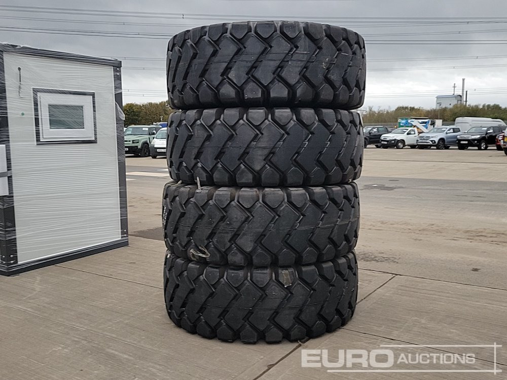 Unused 2025 23.5-25 24PR Tyres (4 of) - Tire: picture 2 Unused 2025 23.5-25 24PR Tyres (4 of) - Tire: picture 2