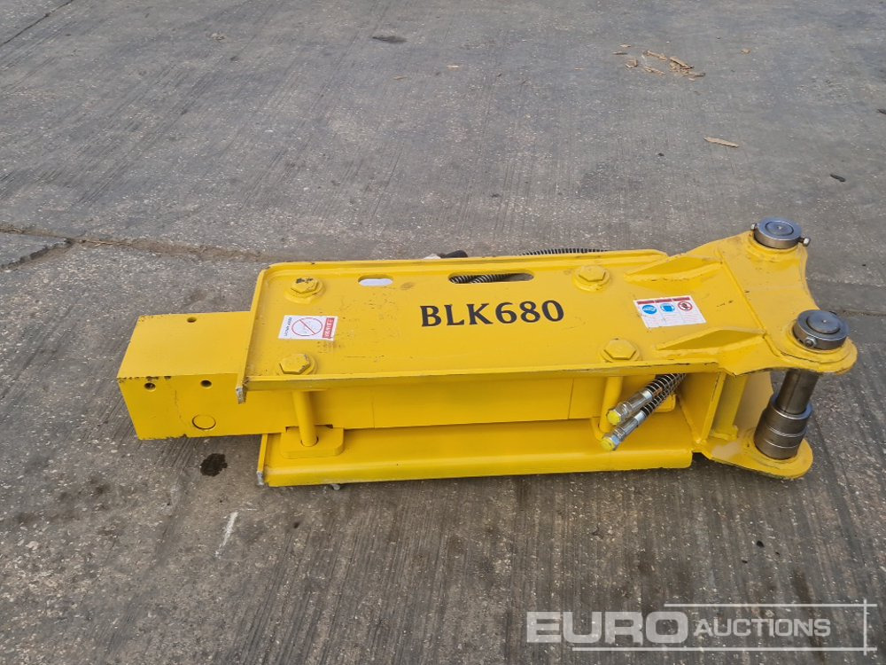 Unused 2025 BLK 680 - Hydraulic hammer: picture 2 Unused 2025 BLK 680 - Hydraulic hammer: picture 2
