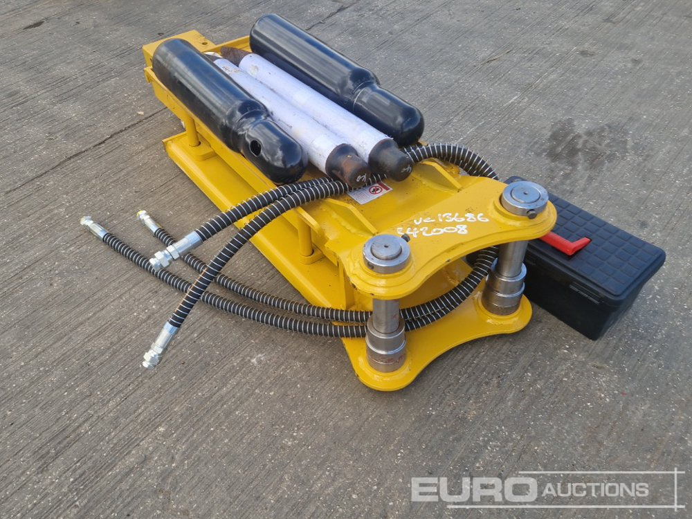 Unused 2025 BLK 680 - Hydraulic hammer: picture 3 Unused 2025 BLK 680 - Hydraulic hammer: picture 3