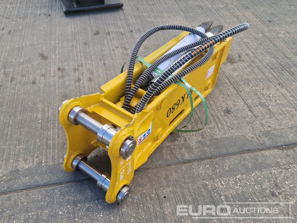 Unused 2025 BLK 680 - Hydraulic hammer: picture 5 Unused 2025 BLK 680 - Hydraulic hammer: picture 5