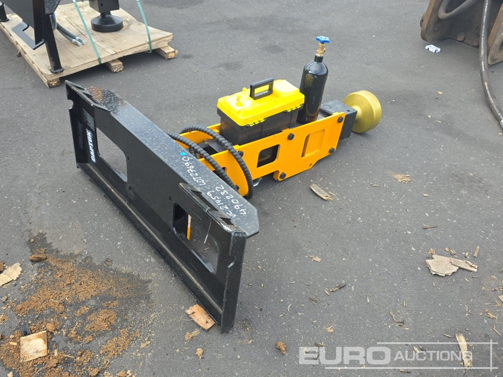 Unused 2025 Captok CK-D680 - Hydraulic hammer: picture 1 Unused 2025 Captok CK-D680 - Hydraulic hammer: picture 1