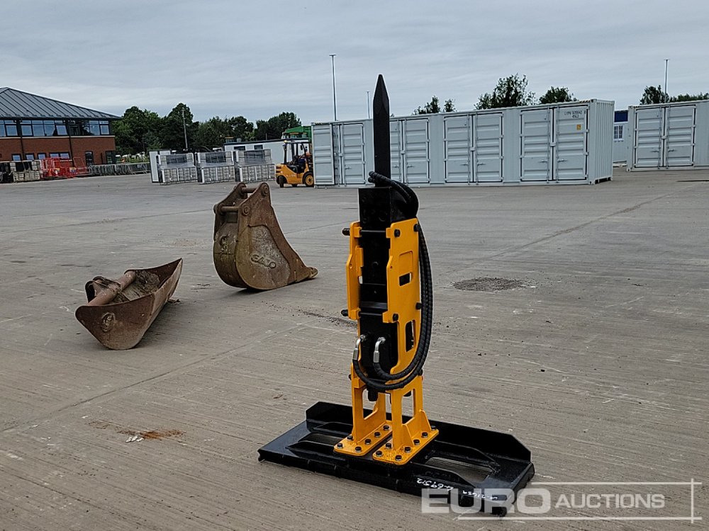 Unused 2025 Captok CK-P680 - Hydraulic hammer: picture 4 Unused 2025 Captok CK-P680 - Hydraulic hammer: picture 4