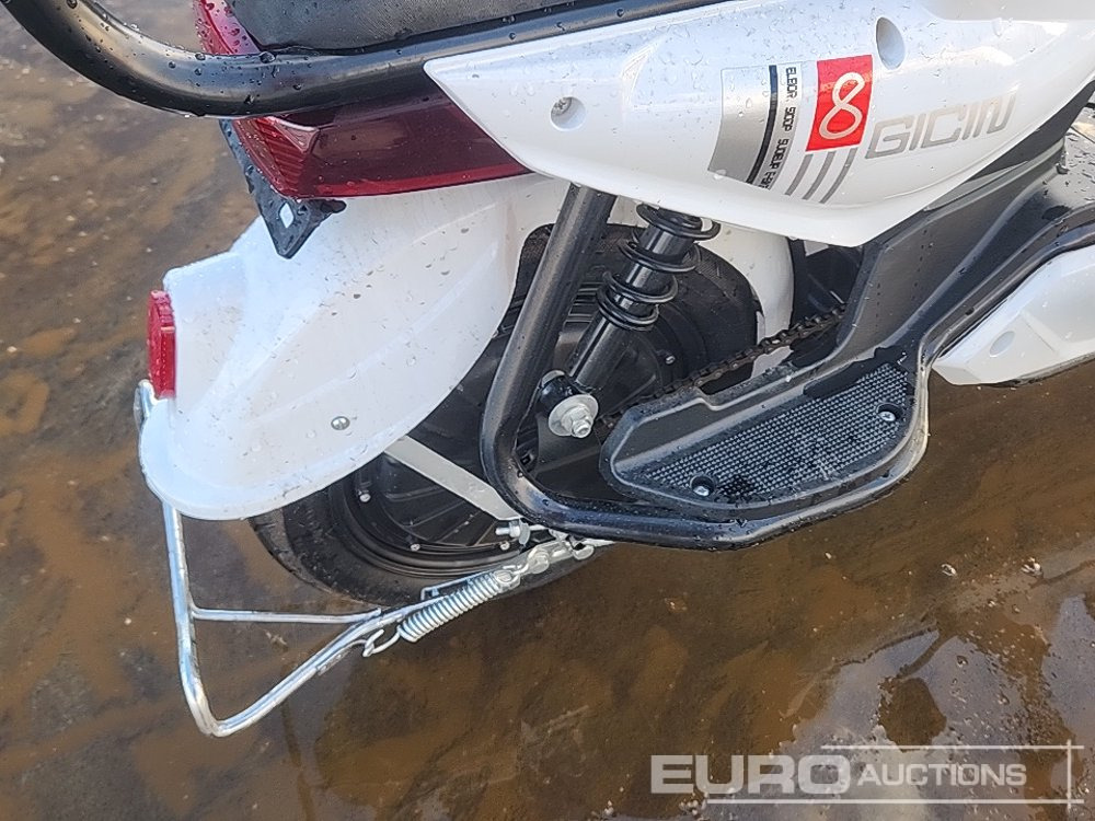 Golf cart Unused 2025 SK8 Electric Bicycle: picture 21 Golf cart Unused 2025 SK8 Electric Bicycle: picture 21