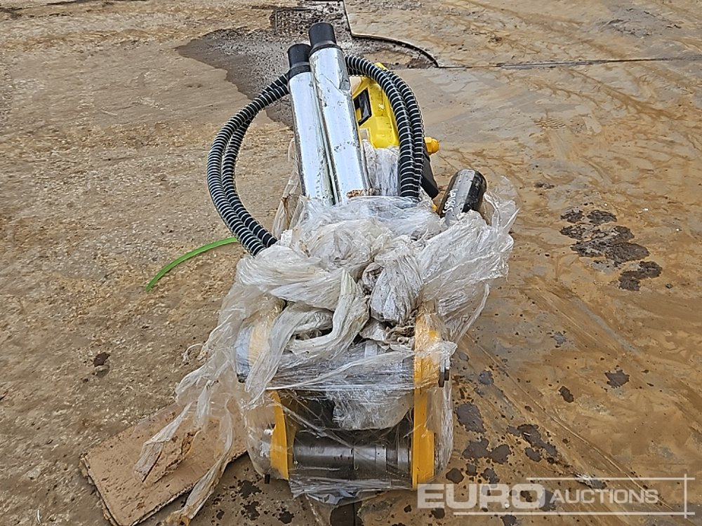 Unused 2025 Soosan SB40 - Hydraulic hammer: picture 4 Unused 2025 Soosan SB40 - Hydraulic hammer: picture 4