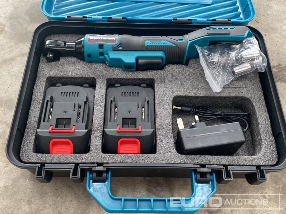 Unused 3/8" Slimline 12V Ratchet Driver, Batteries, Charger, Sockets - Workshop equipment: picture 4 Unused 3/8" Slimline 12V Ratchet Driver, Batteries, Charger, Sockets - Workshop equipment: picture 4