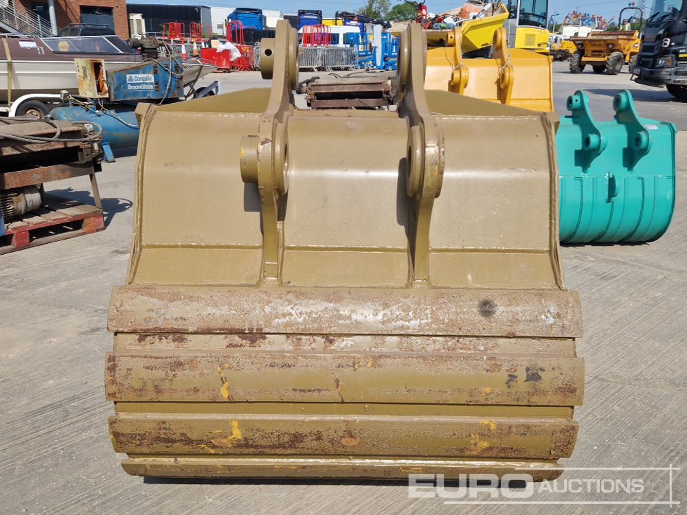 Unused 52" Digging Bucket 80mm Pin to suit 20 Ton Excavator - Bucket: picture 4 Unused 52" Digging Bucket 80mm Pin to suit 20 Ton Excavator - Bucket: picture 4