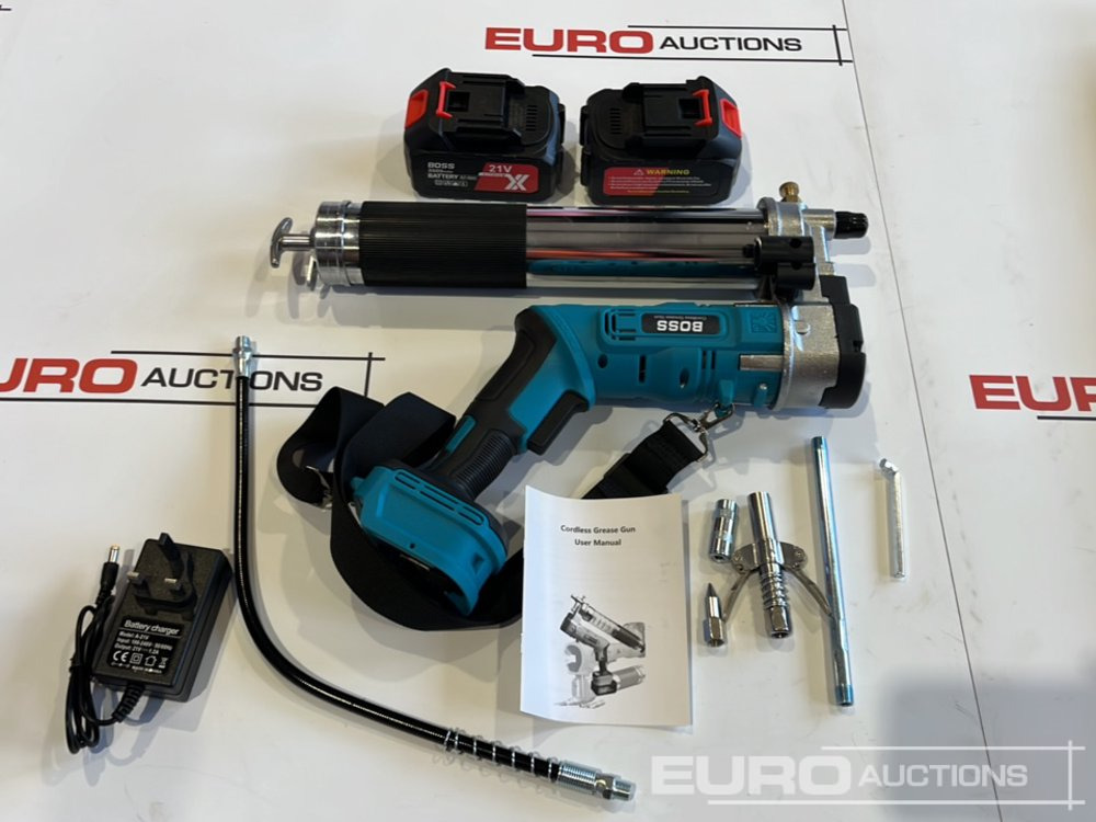 Construction equipment Unused Boss 21 Volt Lithium Battery Cordless Grease Gun, 2 Batteries, Charger, Case, Shoulder Strap, Extension Pieces and Fittings: picture 13 Construction equipment Unused Boss 21 Volt Lithium Battery Cordless Grease Gun, 2 Batteries, Charger, Case, Shoulder Strap, Extension Pieces and Fittings: picture 13