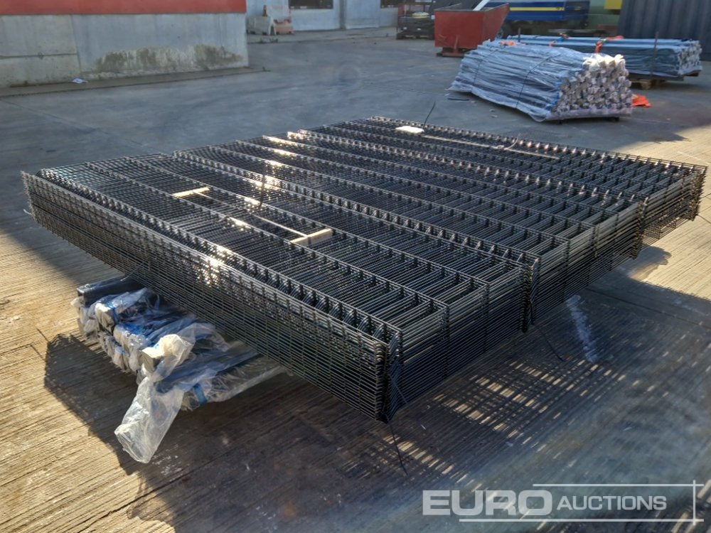 Unused Galvanised & Powder Coated Heavy Duty (5mm) Wire Mesh Fencing, 25 x H2.4m x W2.2m Panels, 26 x 60mm x 60mm x3m Posts, with Fittings (Black) - Construction equipment: picture 5 Unused Galvanised & Powder Coated Heavy Duty (5mm) Wire Mesh Fencing, 25 x H2.4m x W2.2m Panels, 26 x 60mm x 60mm x3m Posts, with Fittings (Black) - Construction equipment: picture 5