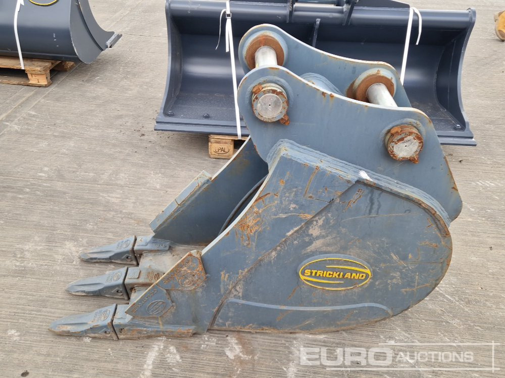 Unused Strickland 18" Digging Bucket 65mm Pin to suit 13 Ton Excavator - Bucket: picture 2 Unused Strickland 18" Digging Bucket 65mm Pin to suit 13 Ton Excavator - Bucket: picture 2