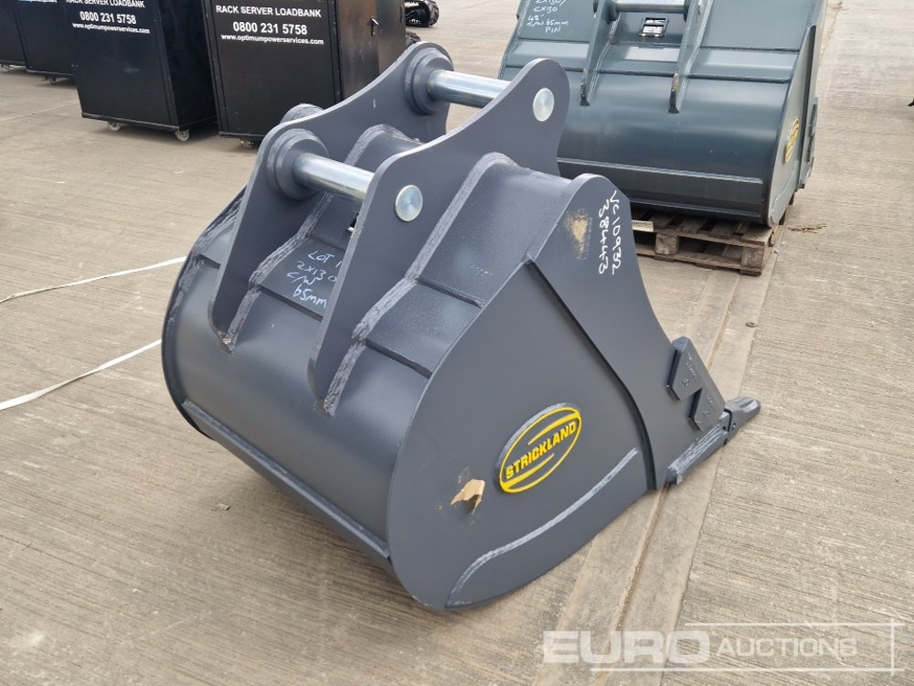 Unused Strickland 36" Digging Bucket 65mm Pin to suit 13 Ton Excavator - Bucket: picture 5 Unused Strickland 36" Digging Bucket 65mm Pin to suit 13 Ton Excavator - Bucket: picture 5