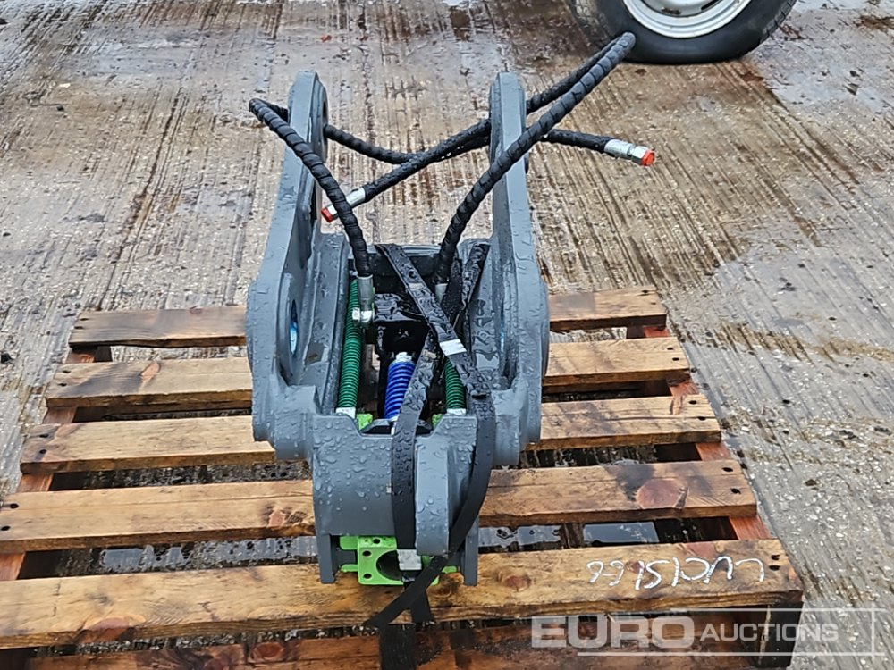 Unused Wacker Neuson Hydraulic Double Lock QH 50mm Pin to suit 6-8 Ton Excavator - Quick coupler: picture 5 Unused Wacker Neuson Hydraulic Double Lock QH 50mm Pin to suit 6-8 Ton Excavator - Quick coupler: picture 5