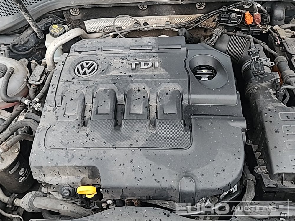 Car Volkswagen Golf: picture 35
