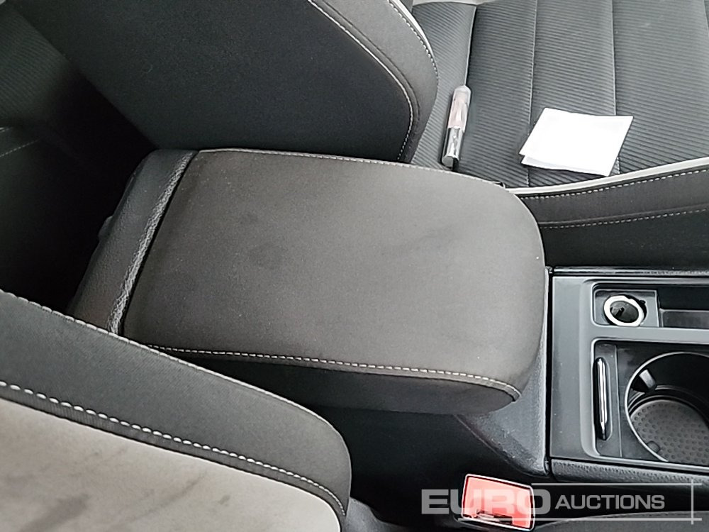 Car Volkswagen Golf: picture 22