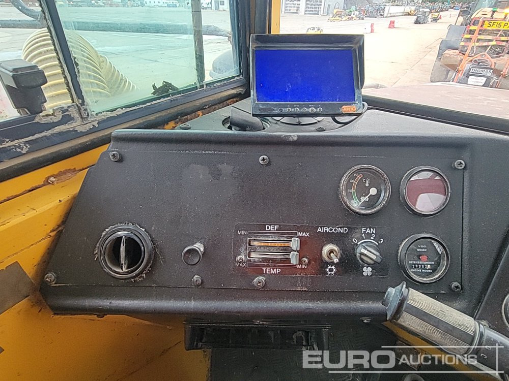 Articulated dumper Volvo A25C: picture 30