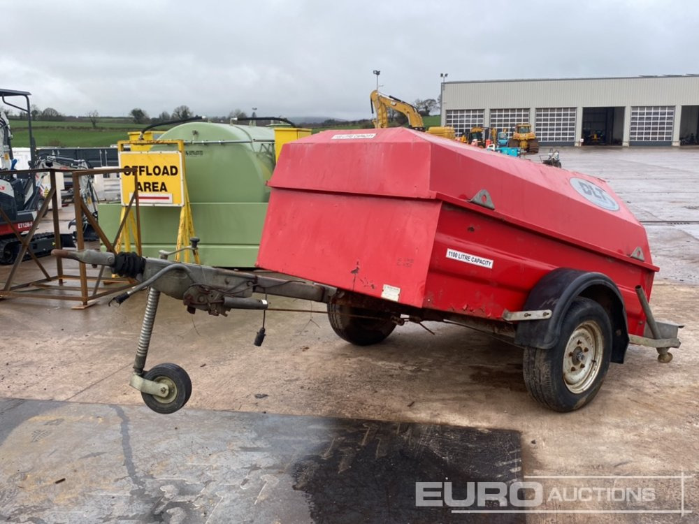 Western 1100 Litre Single Axle Bunded Fuel Bowser, 12 Volt Pump - Storage tank: picture 1 Western 1100 Litre Single Axle Bunded Fuel Bowser, 12 Volt Pump - Storage tank: picture 1