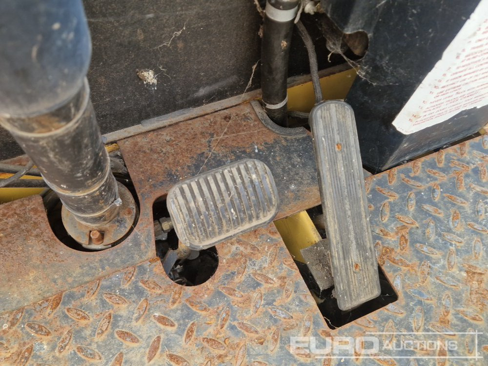 Electric forklift Yale ERC12DAEV2160 Electric Forklift, 2 Stage Mast, Forks (No Drive): picture 30