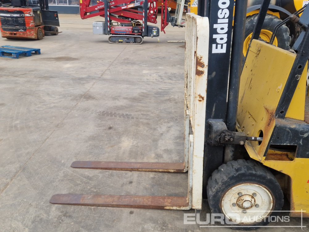 Electric forklift Yale ERC12DAEV2160 Electric Forklift, 2 Stage Mast, Forks (No Drive): picture 17