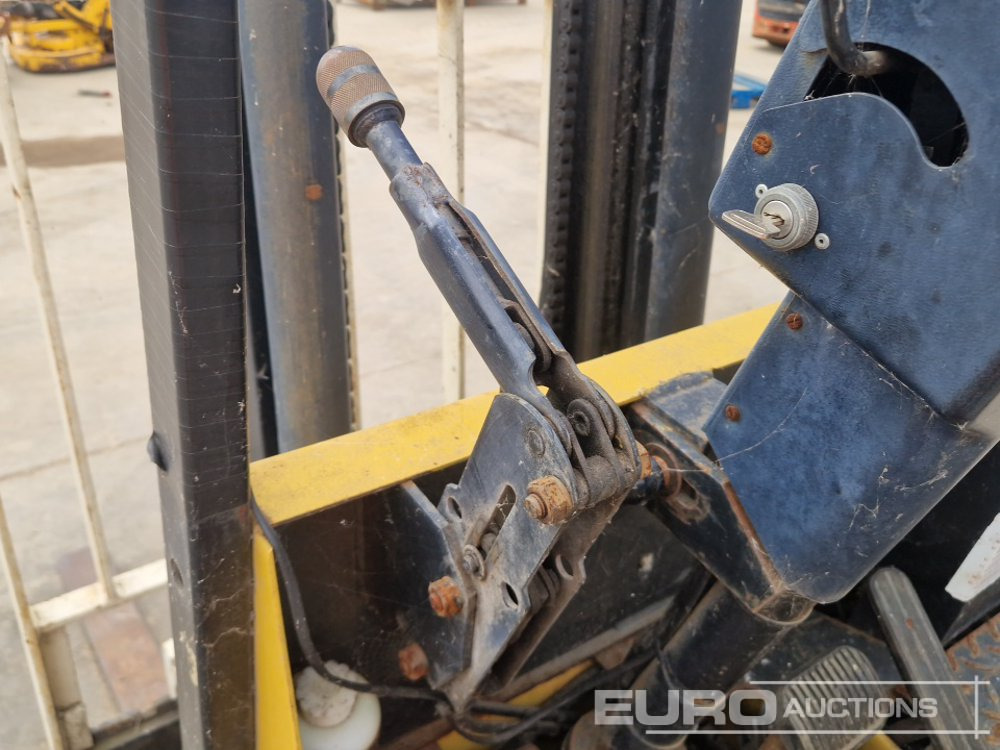 Electric forklift Yale ERC12DAEV2160 Electric Forklift, 2 Stage Mast, Forks (No Drive): picture 27