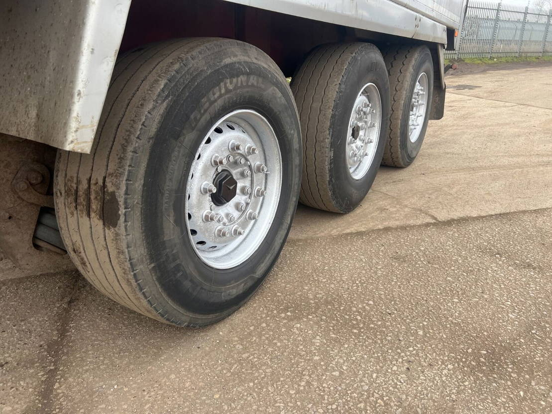 Diversen Weightlifter - Tipper semi-trailer: picture 5 Diversen Weightlifter - Tipper semi-trailer: picture 5