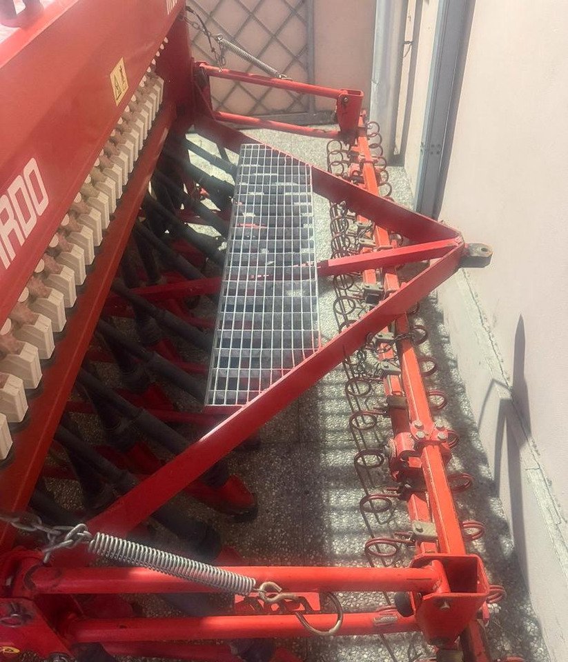 Seminatrice usata Gaspardo M250 - Seed drill: picture 4 Seminatrice usata Gaspardo M250 - Seed drill: picture 4
