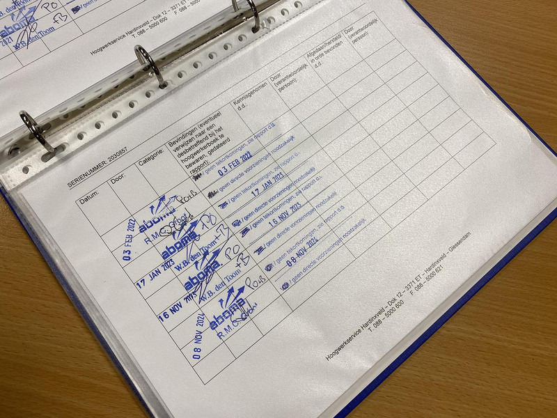 Aerial platform Haulotte Compact 12DX, Schaar hoogwerker, 4X4 Diesel: picture 18 Aerial platform Haulotte Compact 12DX, Schaar hoogwerker, 4X4 Diesel: picture 18