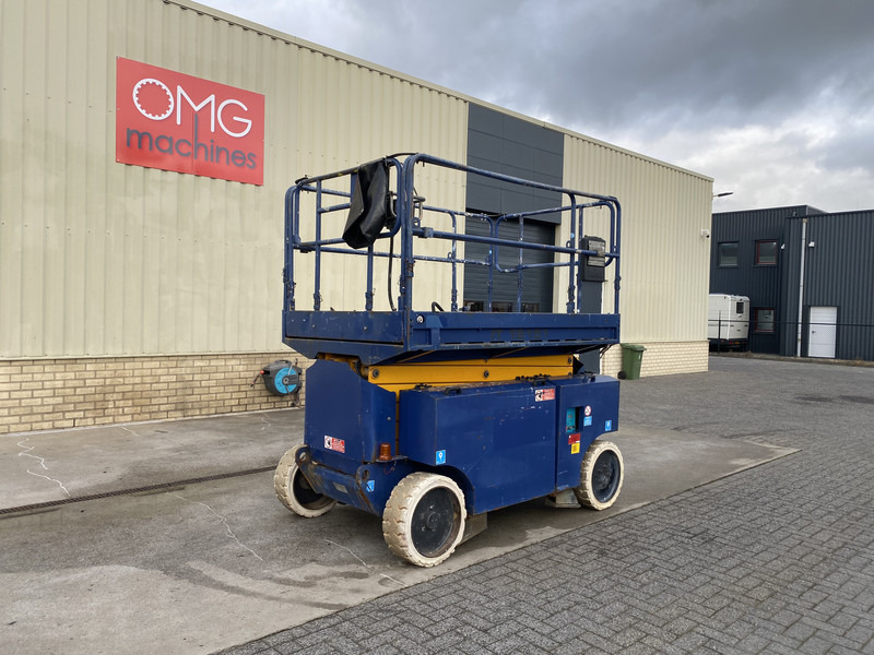 Iteco IT12151, Schaar hoogwerker, 14 meter - Scissor lift: picture 2 Iteco IT12151, Schaar hoogwerker, 14 meter - Scissor lift: picture 2