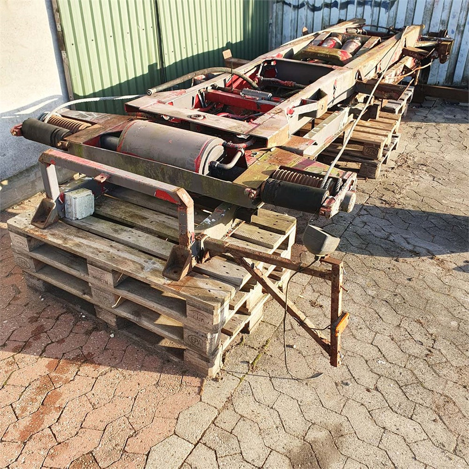 ABC Flak lad - Cable system truck: picture 1 ABC Flak lad - Cable system truck: picture 1