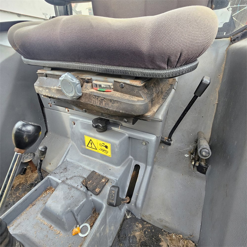 Farm tractor ABC Impodan DF404: picture 10 Farm tractor ABC Impodan DF404: picture 10