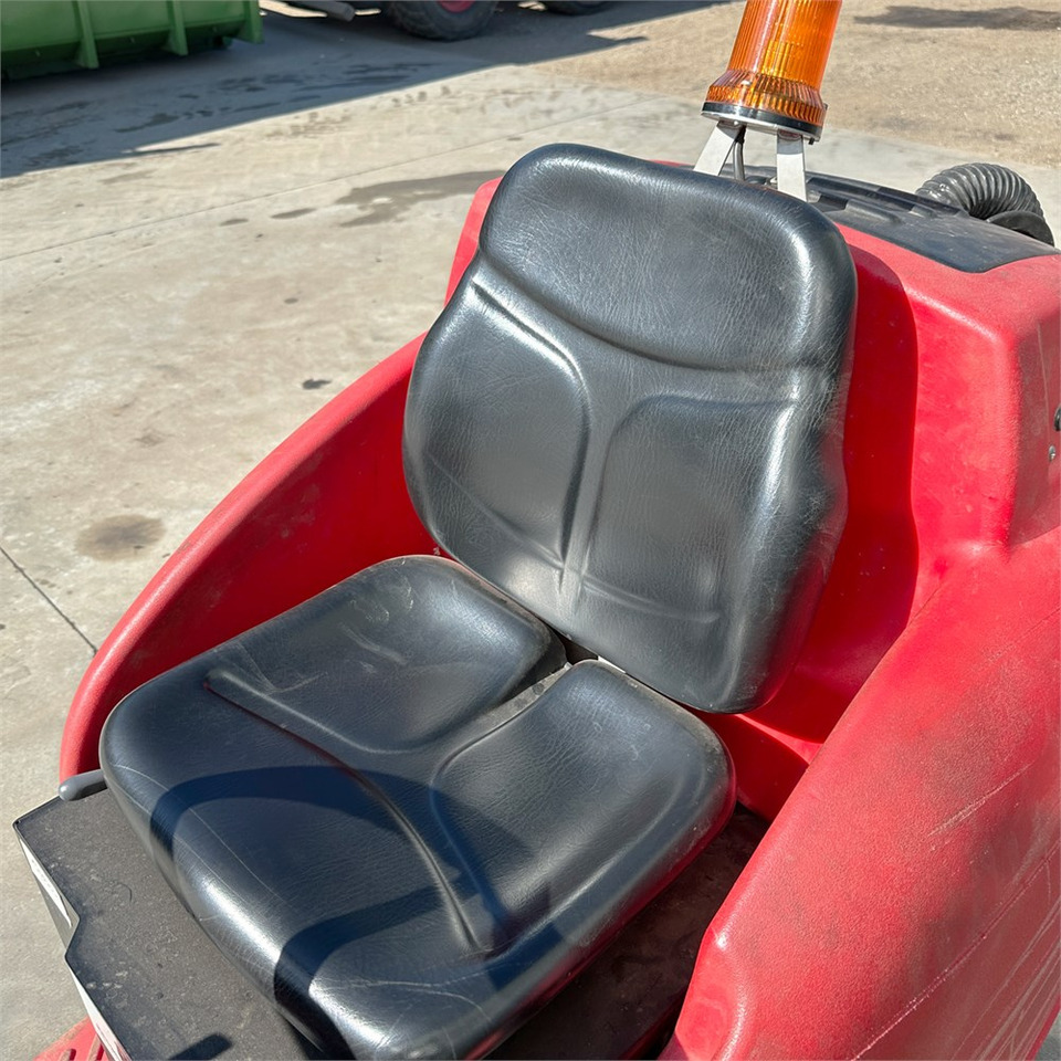 Scrubber dryer ABC RCM Jumbo 872 R: picture 9