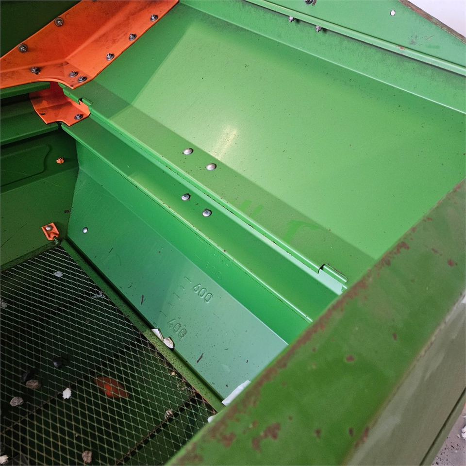 Fertilizing equipment Amazone ZA-M 1500: picture 30 Fertilizing equipment Amazone ZA-M 1500: picture 30