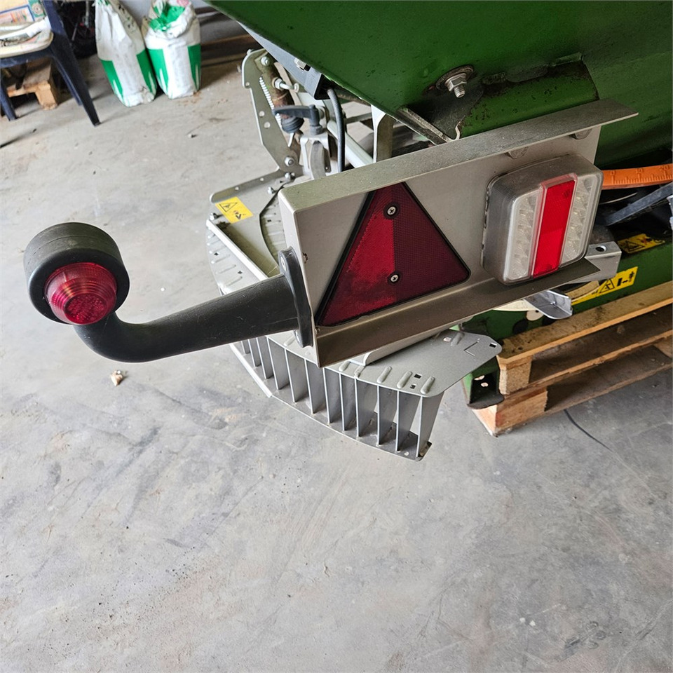Fertilizing equipment Amazone ZA-M 1500: picture 26 Fertilizing equipment Amazone ZA-M 1500: picture 26