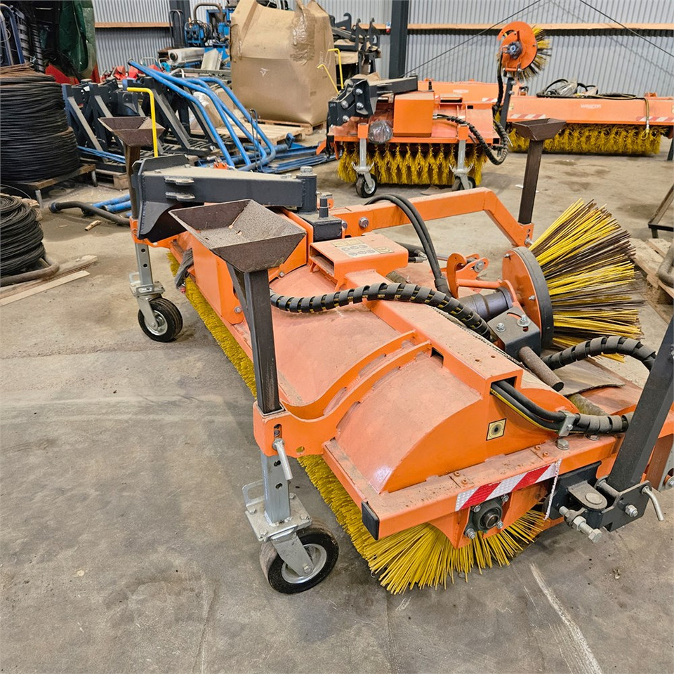 BM ZML200 - Broom: picture 3 BM ZML200 - Broom: picture 3