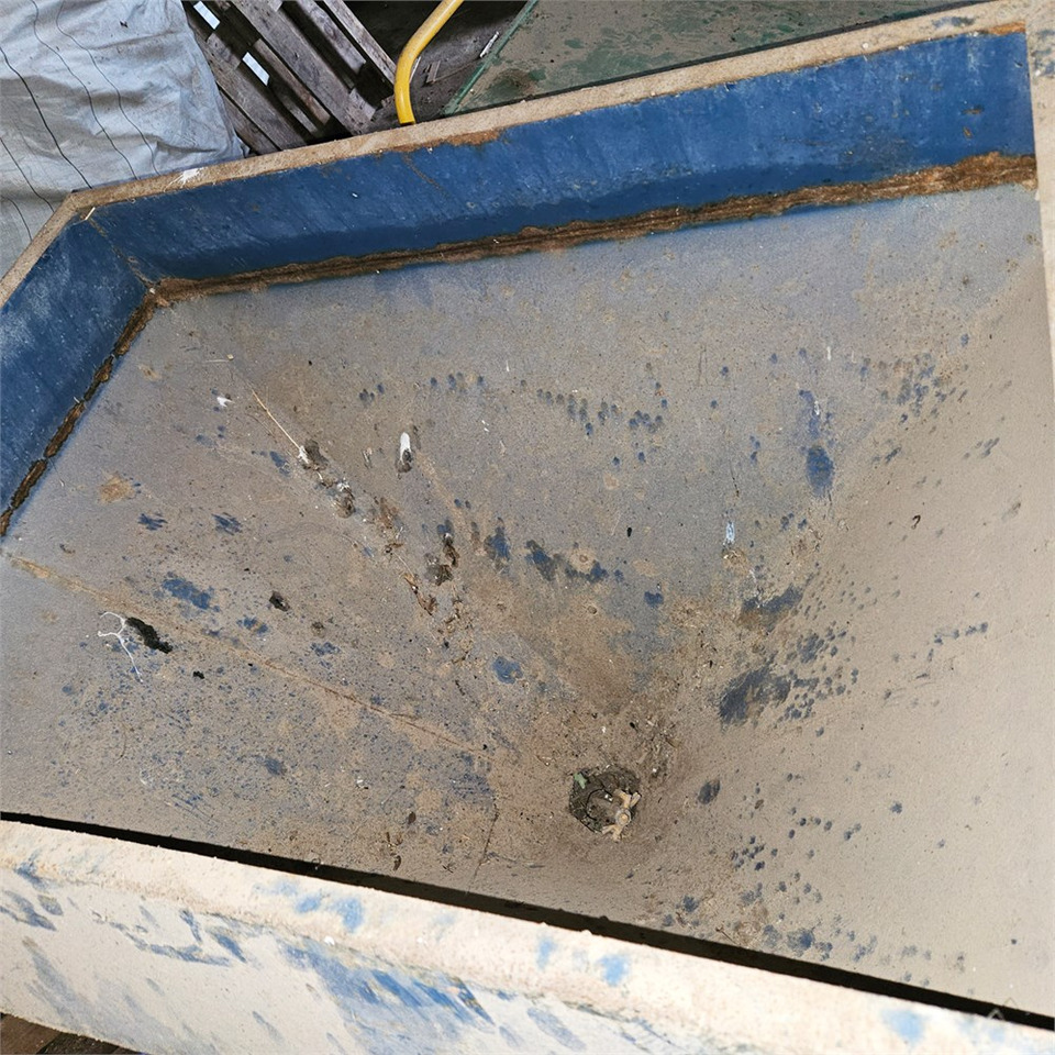 Bogballe B-700 - Fertilizing equipment: picture 5 Bogballe B-700 - Fertilizing equipment: picture 5