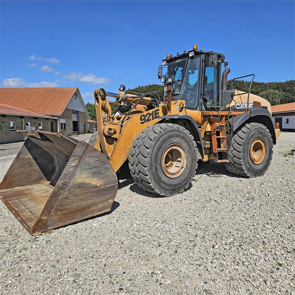 Case 921 E - Wheel loader: picture 2 Case 921 E - Wheel loader: picture 2